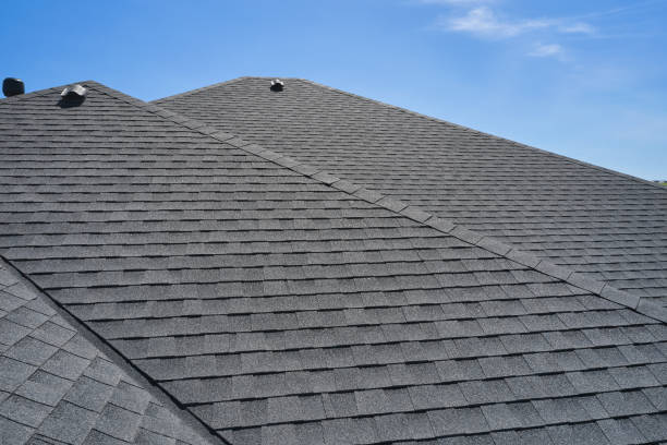 Best Roof Moss and Algae Removal  in Yacolt, WA